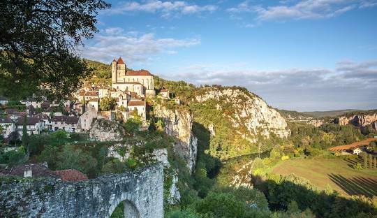 CLUB - Rando SAINT-CIRQ LAPOPIE - Niveau STENDHAL